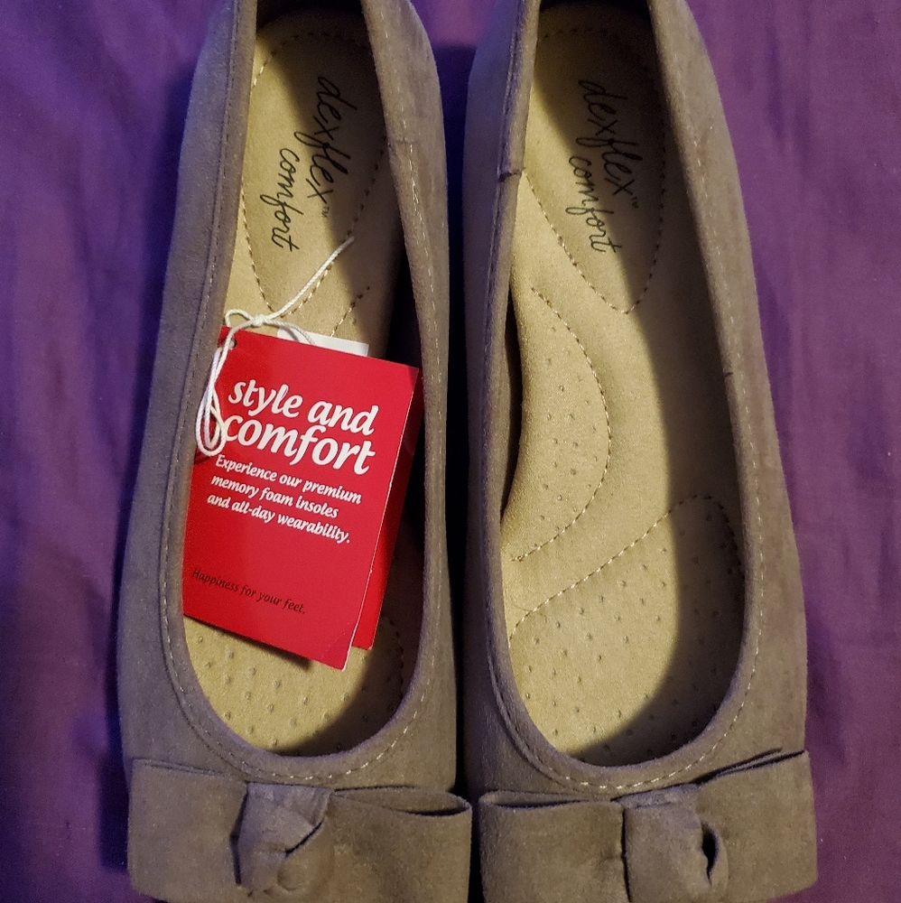Tan Flats